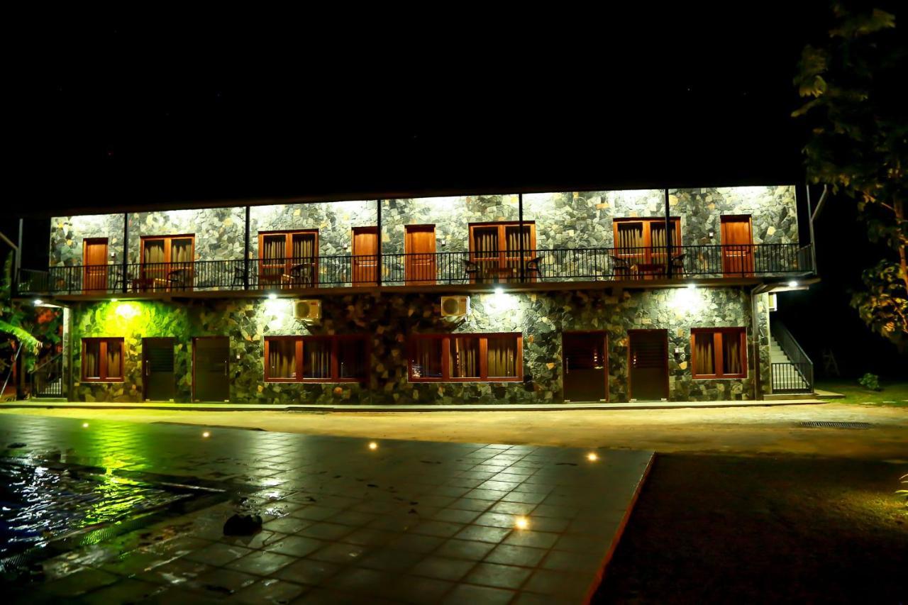 Doola River Edge Udawalawe Exterior foto